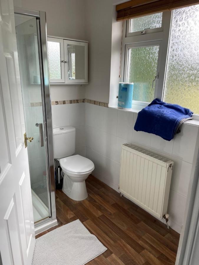 5 Bed House, 32 Tutbury Avenue, Cannon Park, Coventry, Cv4 7Bj别墅 外观 照片